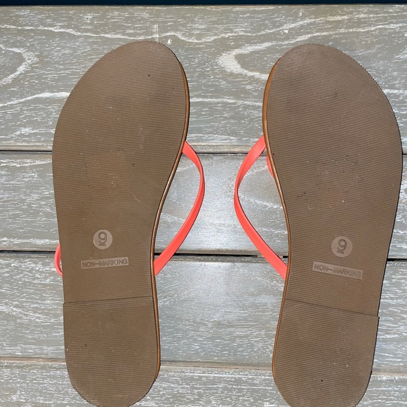 Women’s flip flops - Picture 3 of 4